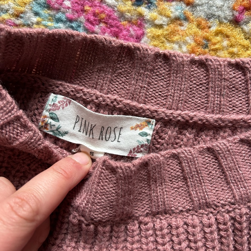 Stripped Sweater - Picture 2 of 2